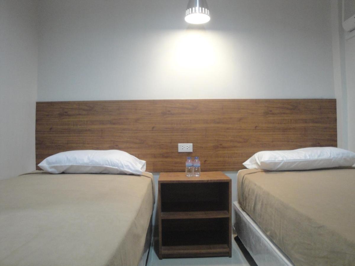 Khokoon Inn Баколод Экстерьер фото